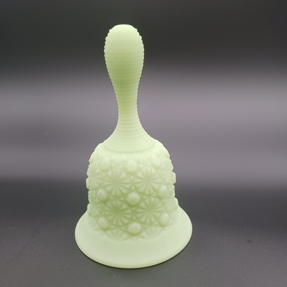 Fenton Lime Uranium Glass Daisy & Button Bell UV Reactive Glows Antique - Picture 6 of 13